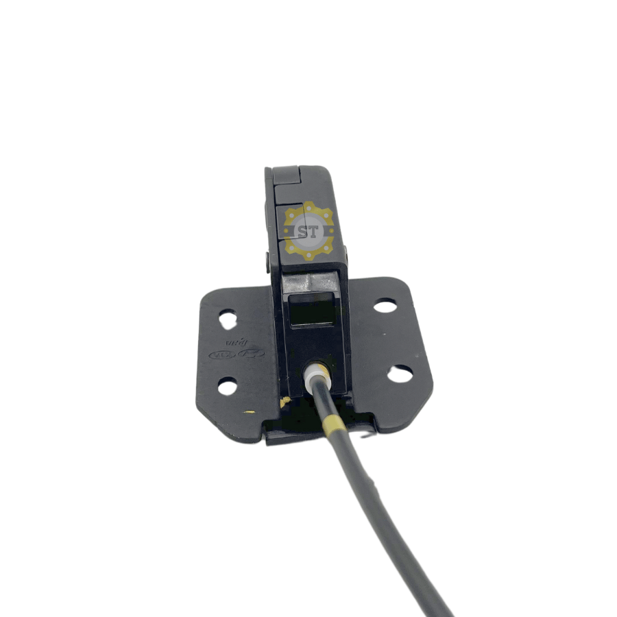 Ổ khóa ngậm cốp hậu trên HD Solati - LH 8031059000 4 Ổ khóa ngậm cốp hậu trên HD Solati - LH 8031059000 - Ảnh 4