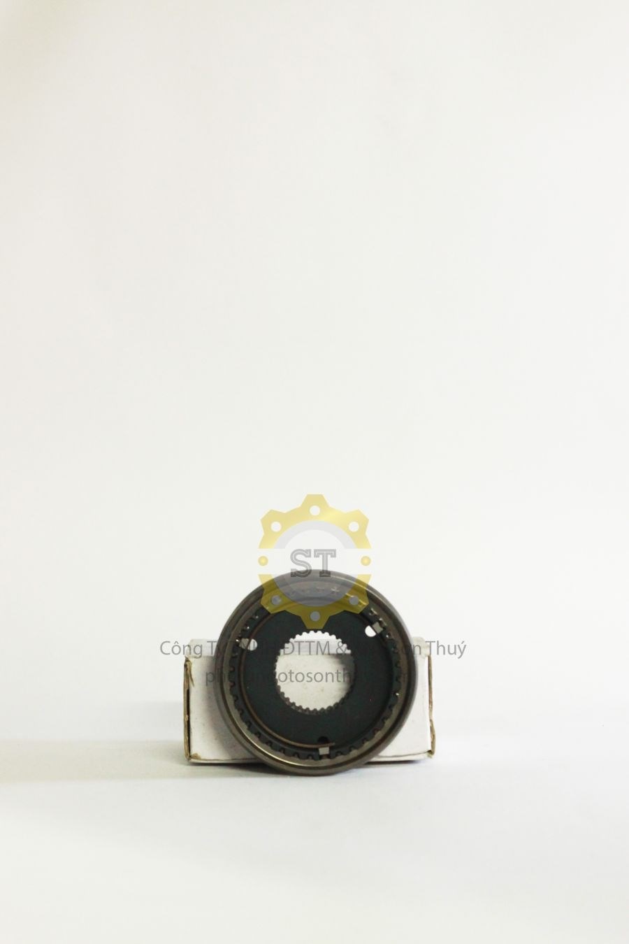 LỒNG TỐC 5 LÙI KIA FRONTIER 1T4 433704Y000 2 LỒNG TỐC 5 LÙI KIA FRONTIER 1T4 433704Y000 - Ảnh 2